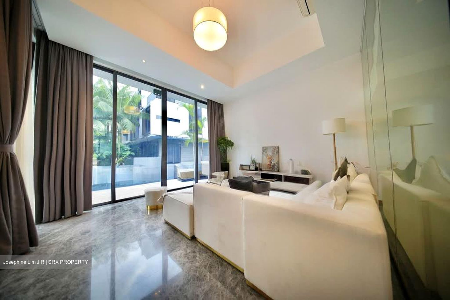 Alana (D28), Terrace #594899721
